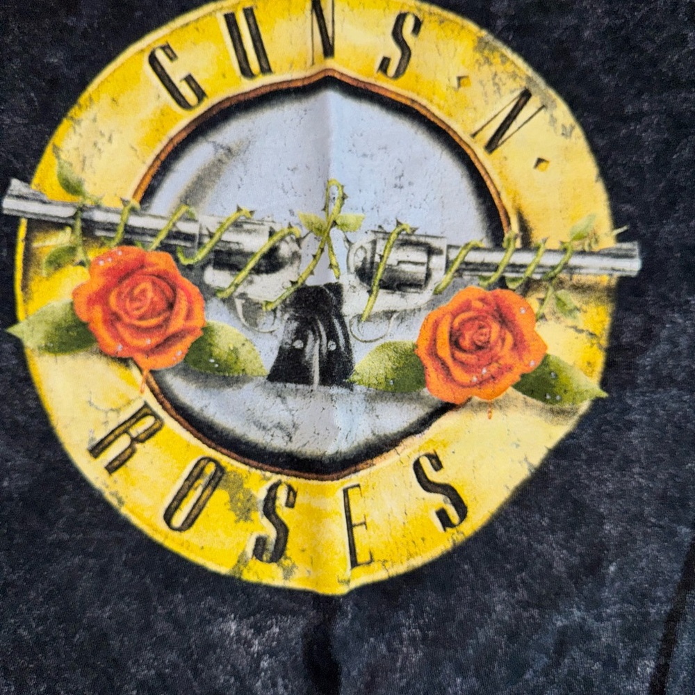 Guns N Roses Graphic Tee - Picture 2 of 3